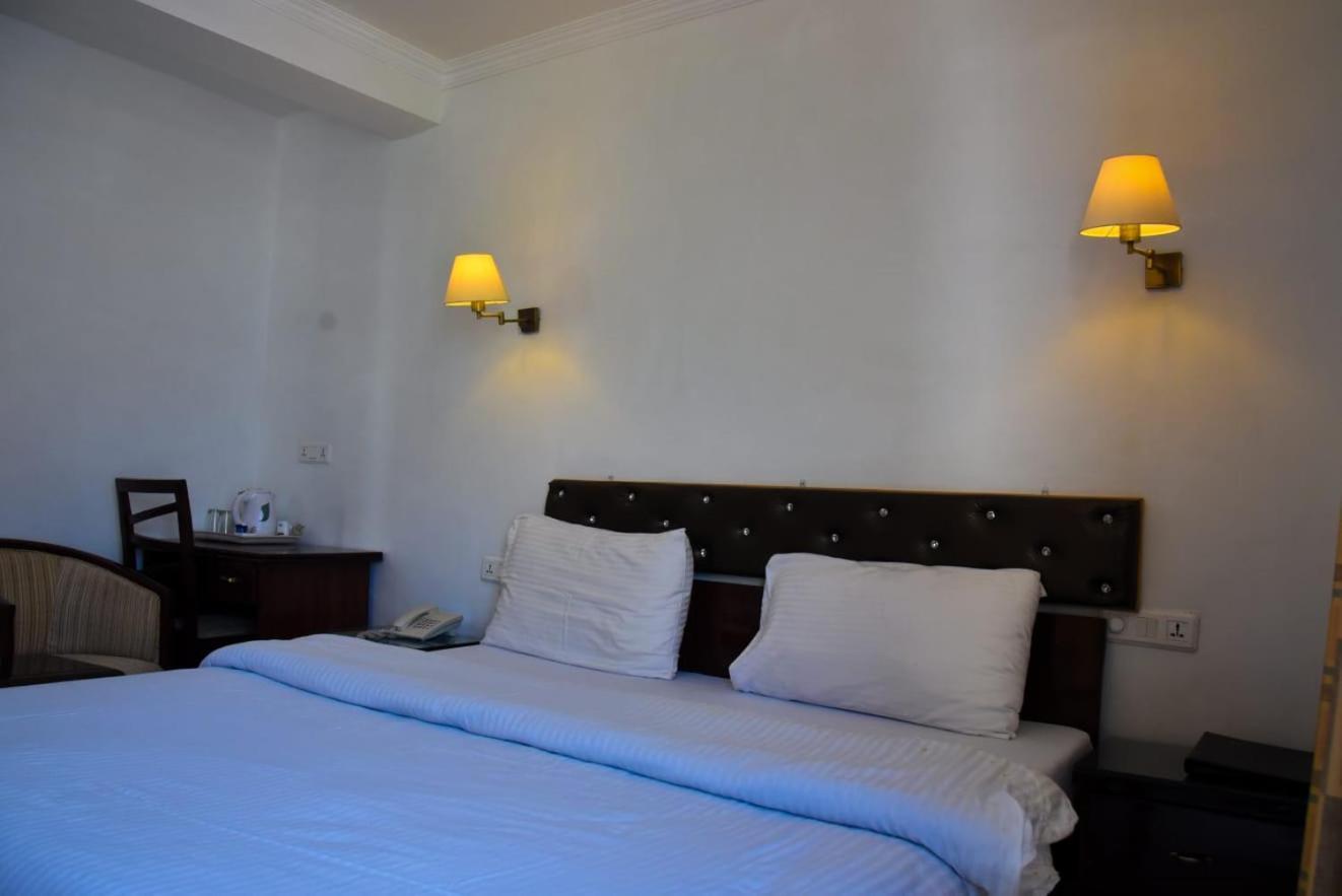 Dragon I Resorts Naddi Exterior photo